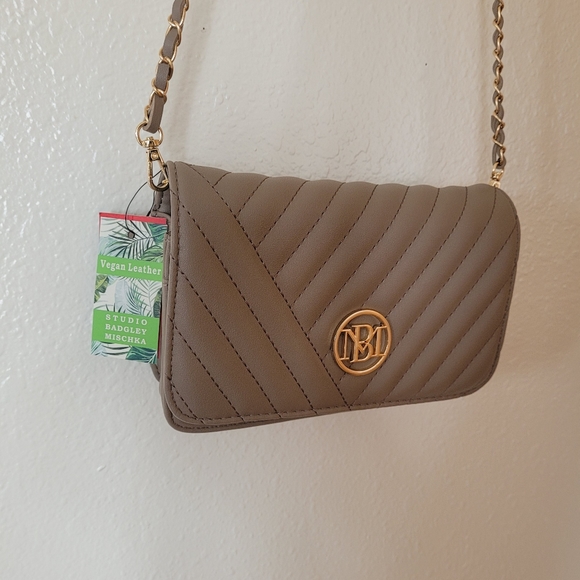 NWT Badgley Mishka Crossbody Bag - Picture 3 of 8